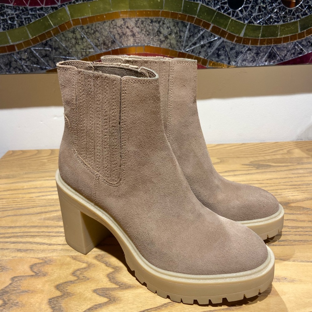 Dolce Vita Caster Boots 7.5 - image 4